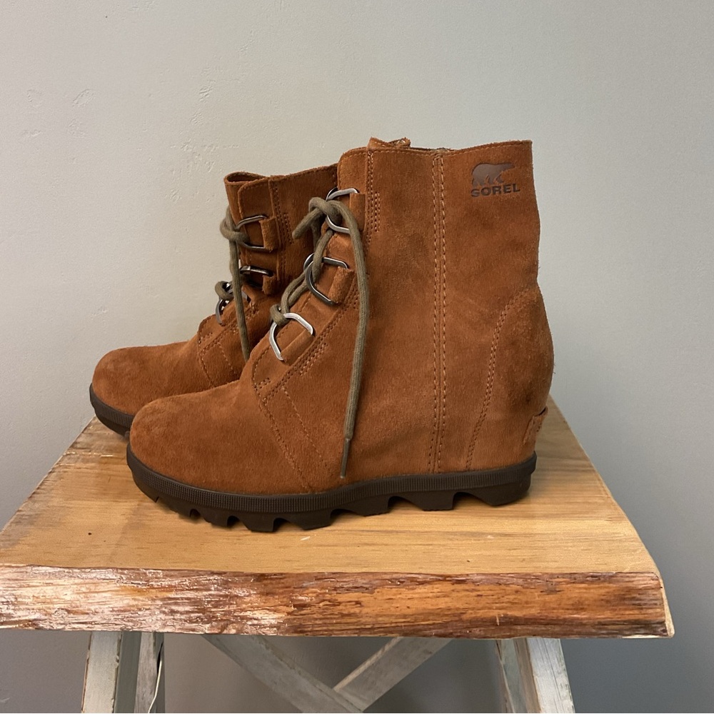 SOREL Wedge Boot USA 4